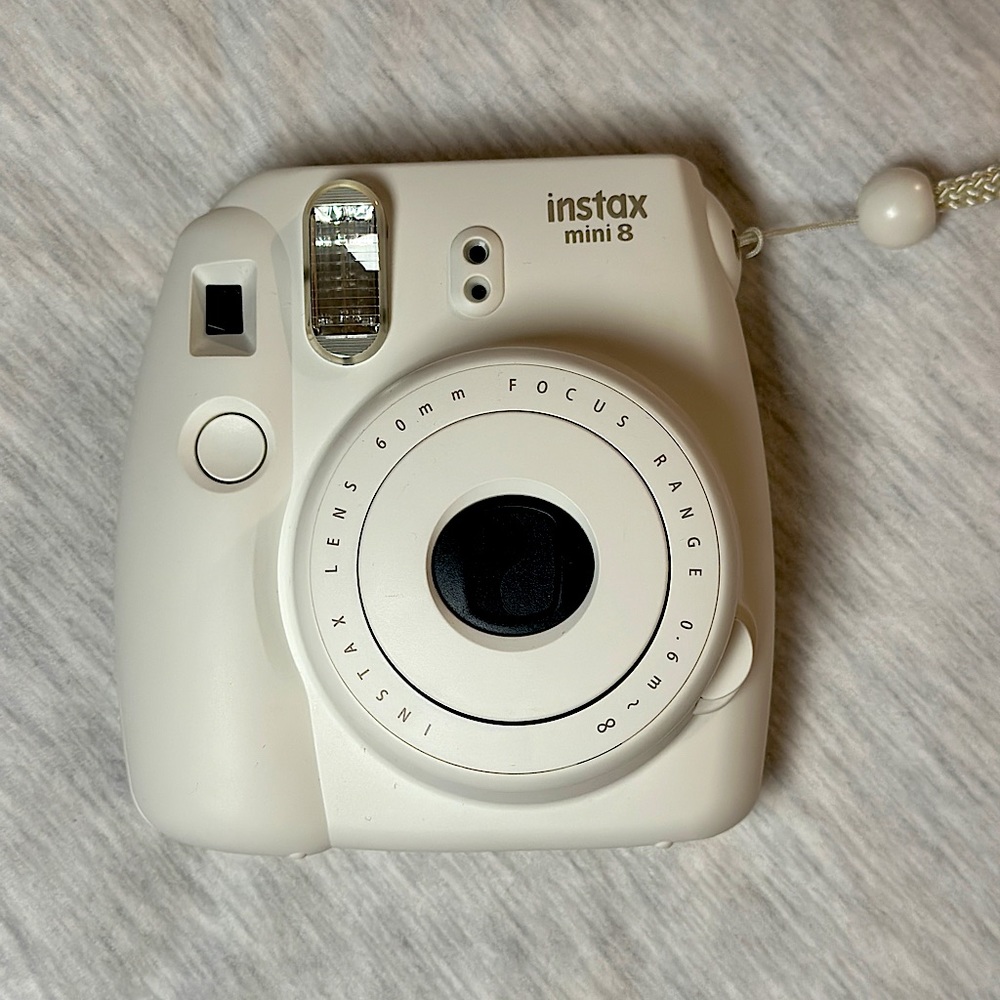 Polaroid Instax Mini 8 Cream Camera